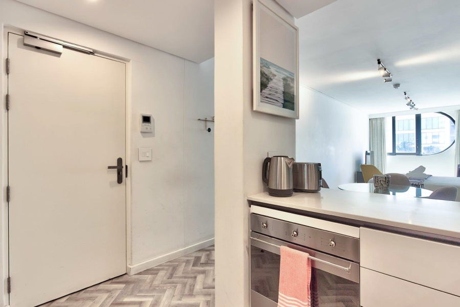 1 Bedroom Property for Sale in Cape Town City Centre Western Cape